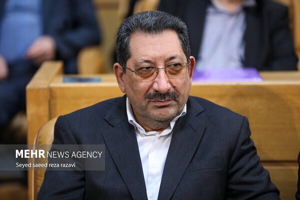 اتابک: معدن می‌تواند جایگزین نفت در اقتصاد کشور شود