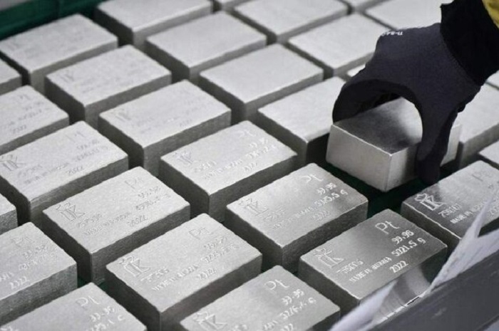 پلاتین و پالادیوم نظر سرمایه‌گذاران را به خود جلب کرده‌اند