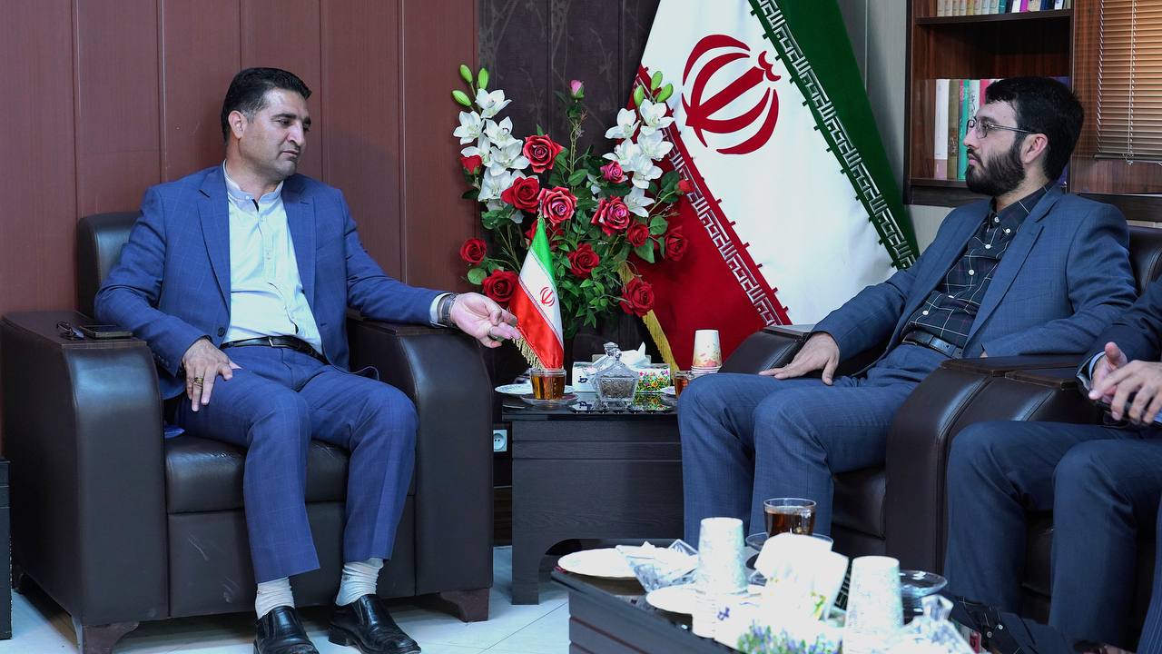 گزارش تصویری دیدار نماینده ویژه وزیر کار با فرماندار قائنات